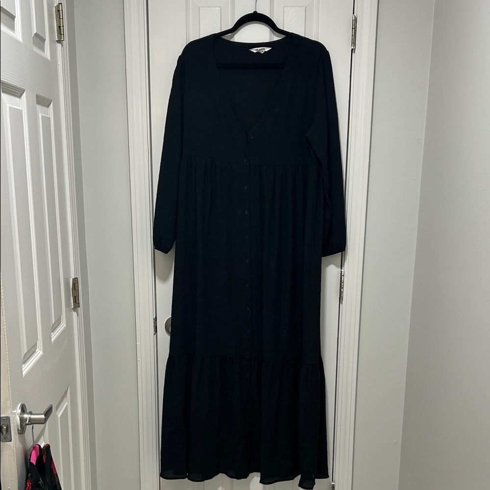 BB Dakota by Steve Madden Black Maxi Button-Front Dress